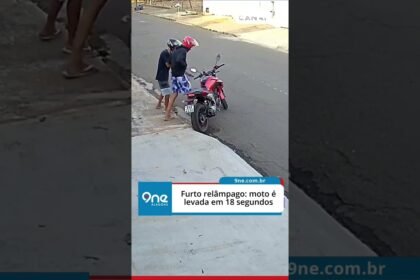 Ladrões foram flagrados roubando moto em 18 segundos!