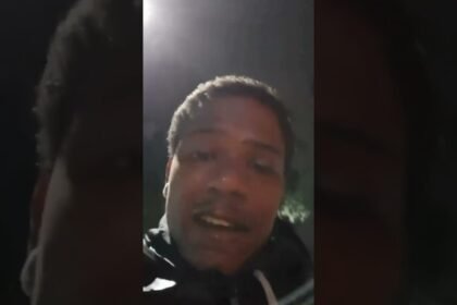 Jovem entregador de delivery chora desesperado ao ter sua bicicleta roubada no Rio de Janeiro!