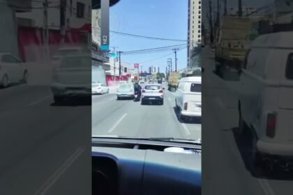 Equipe prepara surpresa em ambulância e faz buzinaço para paciente na ultima sessão de quimioterapia ! ❤️