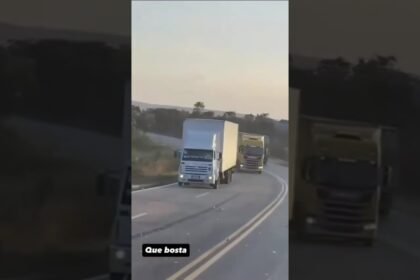 Essas irresponsabilidades tira a vida de vários inocentes nas estradas do Brasil todos os dias !