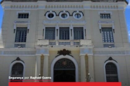 Oficial da PM vira réu por 4 crimes contra subordinado na sede do Comando Geral, no Recife