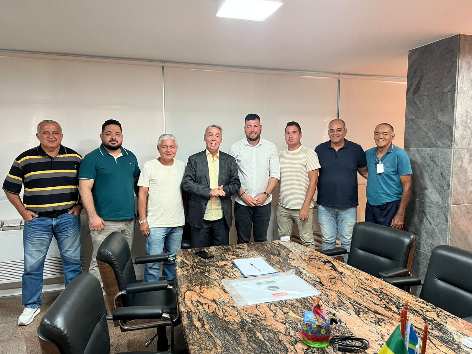 O futebol de Camaragibe unido por um objetivo maior!