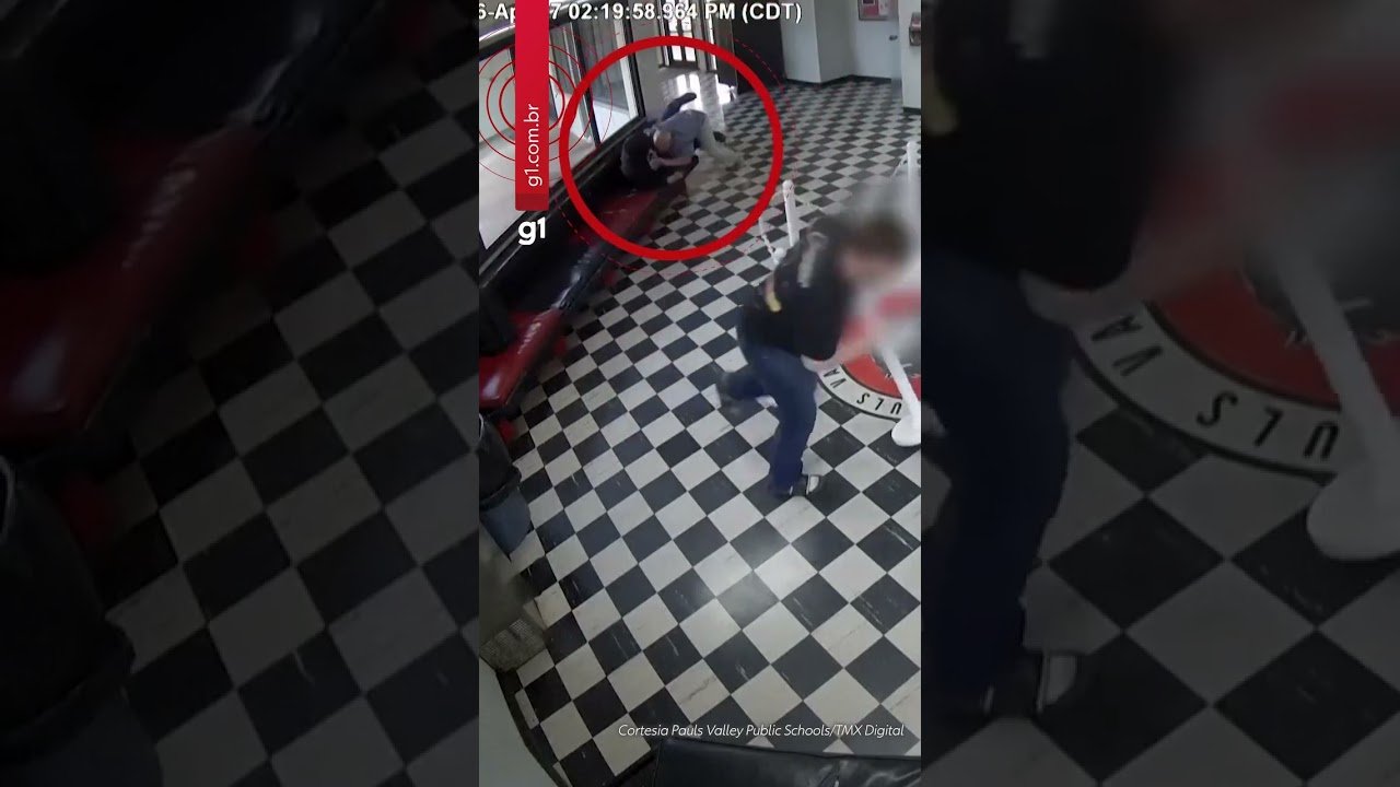 Diretor derruba atirador e impede ataque em escola dos EUA