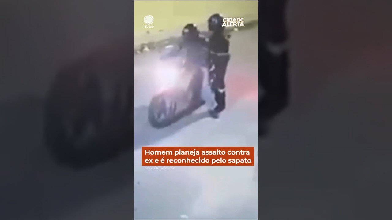 Homem planeja assalto contra ex e é reconhecido pelo sapato !
