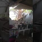 Raio cai e destrói casa na zona rural de Caruaru! Por um verdadeiro milagre de Deus ninguém ficou ferido!