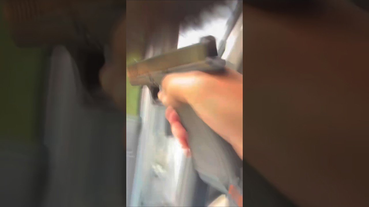 Veja o momento que traficante é preso em flagrante pela Polícia Militar em Recife !