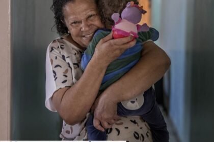 Mães sociais transformam acolhimento temporário em lar