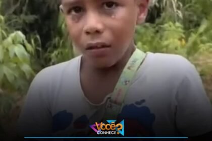 SE ELA AINDA ESTIVESSE VIVA, EU NÃO ESTARIA ASSIM… TODO SUJO.” FRASE DITA POR MENINO DO MARANHÃO APÓS PERDER A MÃE.