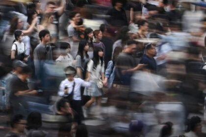 Japão registra queda recorde na população, com 3 milhões a menos de pessoas