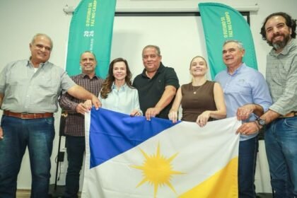 Governo Wanderlei repassa R$ 4,4 milhões à Faet após aproximação de Dorinha com a entidade.