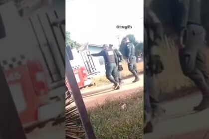 Policial é flagrado jogando traficante dentro de viatura no Pará!  As imagens viralizaram nas redes sociais.