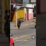 Motociclista é preso após dar grau atrás da viatura da Polícia Militar em Anápolis!