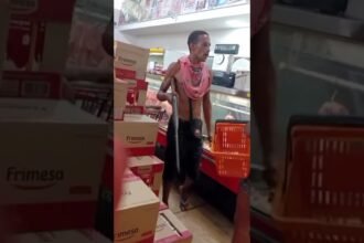 Assaltante invande mercadinho com espingarda de pressão e ameaça os clientes! Ele foi preso no local