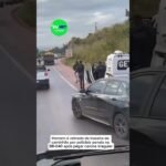 Esse nunca mais faz isso ! Homem é retirado da traseira de caminhão por policiais penais na BR-040