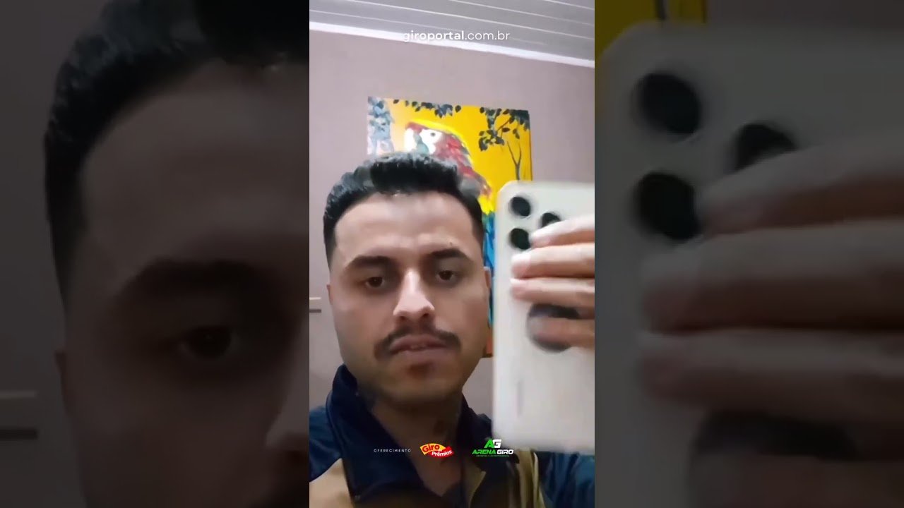 Homem leva tapa no rosto após tentar devolver celular perdido em festa Homem leva tapa no rosto após tentar devolver celular perdido em festa