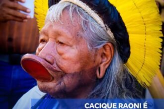 CACIQUE RAONI É INTERNADO NA UTI COM INFECÇÃO GRAVE EM MT CACIQUE RAONI É INTERNADO NA UTI COM INFECÇÃO GRAVE EM MT