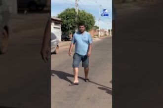 MÃE SE JOGA NA FRENTE DE MOTO PARA SALVAR O FILHO DE TRÊS ANOS DA MORTE ! 💔😭