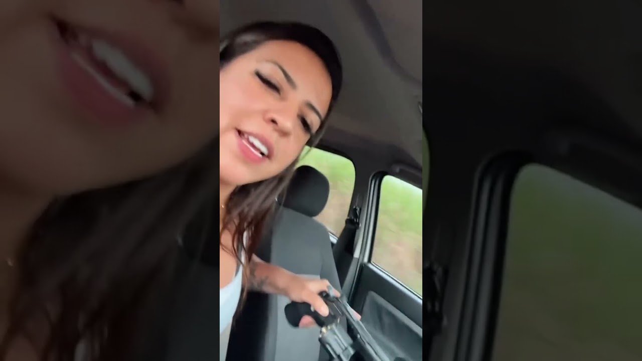 Mulher mostra como é andar com segurança, e vídeo viralizou nas redes sociais ! Mulher mostra como é andar com segurança, e vídeo viralizou nas redes sociais !